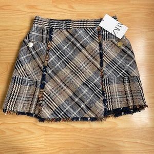 Zara, M, high-waisted skirt, gold pocket detail